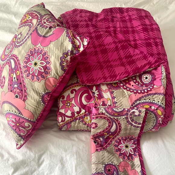 Vera Bradley Paisley Meets Plaid Twin Comforter - Picture 1 of 1